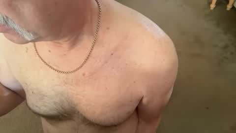 Snapshot of 00dane00 chatting on 01.15.26 Dane online show from 01.15.26