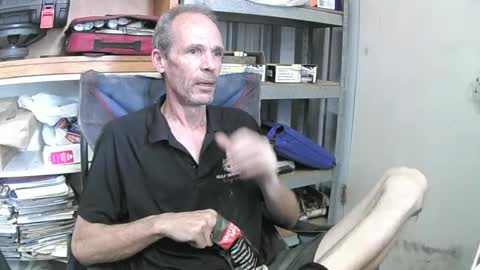 Snapshot of 04oldskool chatting on 12.13.24 04oldskool online show from 12.13.24