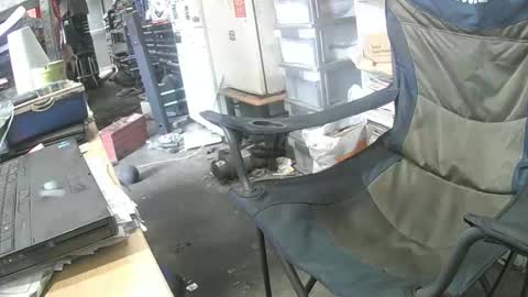 Snapshot of 04oldskool chatting on 10.13.25 04oldskool online show from 10.13.25