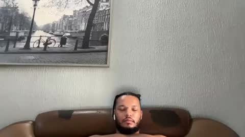 Snapshot of 0_kingsley chatting on 12.02.24 Kingsley online show from 12.02.24