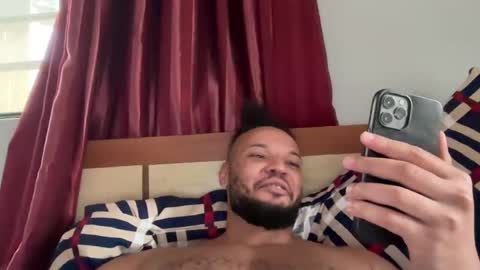 Snapshot of 0_kingsley chatting on 12.16.24 Kingsley online show from 12.16.24