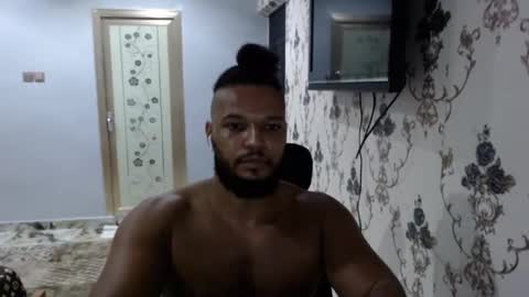 Snapshot of 0_kingsley chatting on 01.30.25 Kingsley online show from 01.30.25