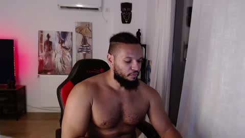 Snapshot of 0_kingsley chatting on 09.10.25 Kingsley online show from 09.10.25