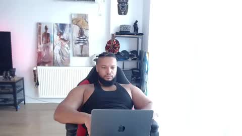 Kingsley online show from 03.12.26