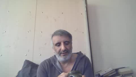 Snapshot of 0luvmonkey chatting on 04.05.26 0luvmonkey online show from 04.05.26