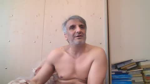 Snapshot of 0luvmonkey chatting on 05.23.26 0luvmonkey online show from 05.23.26