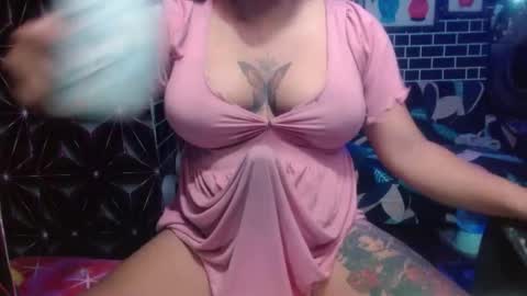  i am trixie im Your Selfsucking Mistress  online show from 06.04.26