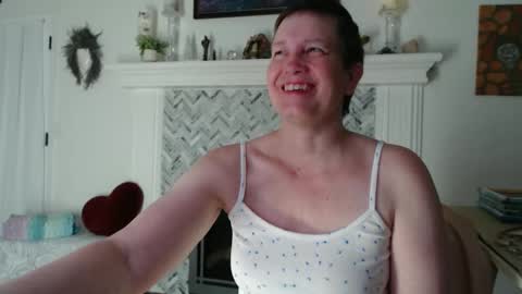 Snapshot of 11willowandjohn11 chatting on 03.10.26 Aurora Willows online show from 03.10.26