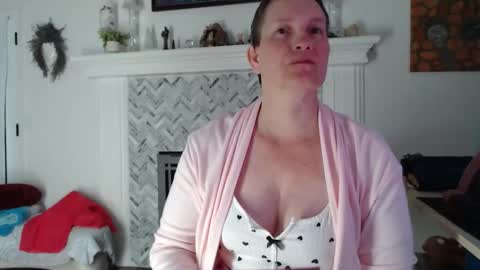 Snapshot of 11willowandjohn11 chatting on 04.02.26 Aurora Willows online show from 04.02.26