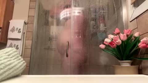 Snapshot of 12sil chatting on 02.25.26 12sil online show from 02.25.26