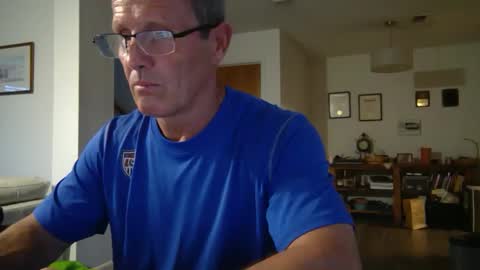 Snapshot of 13glanmorfa chatting on 12.24.24 13glanmorfa online show from 12.24.24