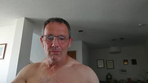 Snapshot of 13glanmorfa chatting on 02.03.25 13glanmorfa online show from 02.03.25