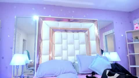 Scarlette  online show from 04.23.26