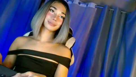 Snapshot of 18_nicole chatting on 03.07.25 barbie online show from 03.07.25