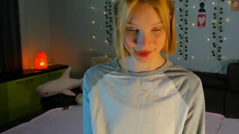 Kira online show from 03.30.26