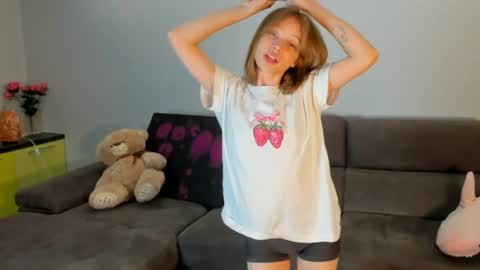 Kira online show from 06.22.26