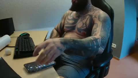 19andre90 online show from 12.04.25