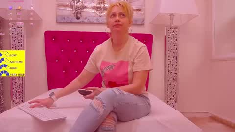 AMANDA online show from 05.11.26
