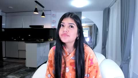 Hello soy bonnie  online show from 03.04.25