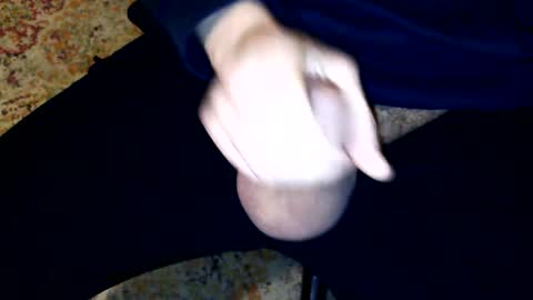 i erupt if you suck ur nipples 4 me and look at the camera while watching me online show from 01.26.25