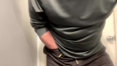 1hunglo412 online show from 02.22.26