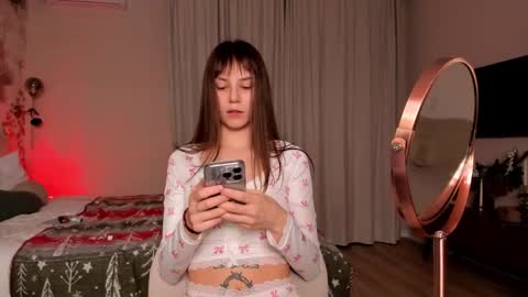 Lily 3 online show from 01.16.26