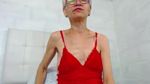 Miss Monserrate online show from 02.17.25