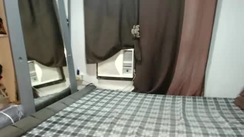 1perfectmodel online show from 03.05.25