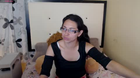 Snapshot of 1sasha_grey__1 chatting on 06.14.26 paola online show from 06.14.26