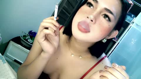 Snapshot of 1sexy_kattie chatting on 05.27.26 1sexy kattie online show from 05.27.26