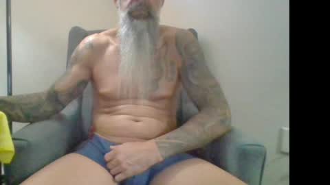 Snapshot of 1theone12 chatting on 05.17.26 1theone12 online show from 05.17.26