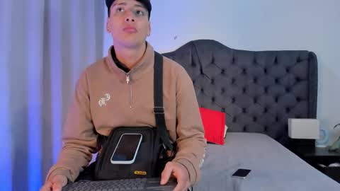 1Threestar online show from 01.13.26