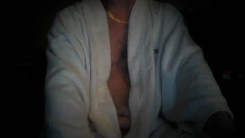 Snapshot of 247365onit chatting on 10.11.25 247365onit online show from 10.11.25