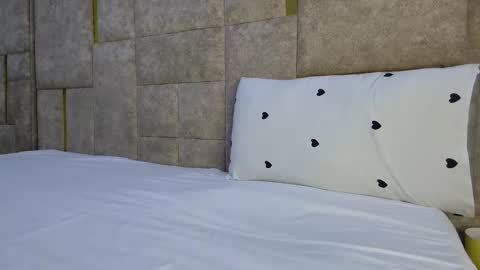 Snapshot of 24sweetlovey5643857 chatting on 02.18.25 Sweetlove online show from 02.18.25