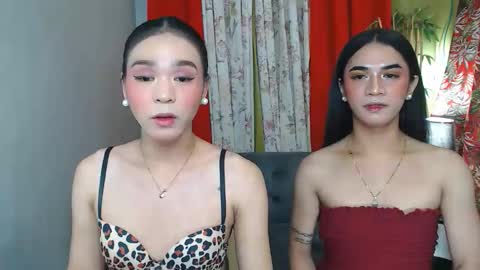 Snapshot of 2hotblowjob694uxxx chatting on 05.25.26 2hotblowjob694uxxx online show from 05.25.26