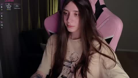 Lina       free control in pvt online show from 04.01.26