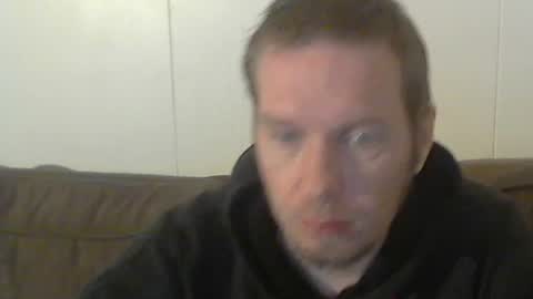 2small4you83 online show from 12.20.24