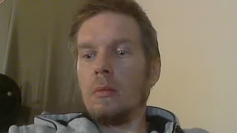 2small4you83 online show from 01.12.25