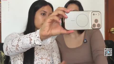 Dalilah and Tarah online show from 04.01.26