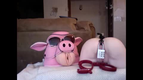 Snapshot of 2watchcock chatting on 02.25.26 Str8 Edge online show from 02.25.26