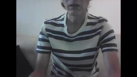 Snapshot of 34colombiano34 chatting on 05.25.26 34colombiano34 online show from 05.25.26