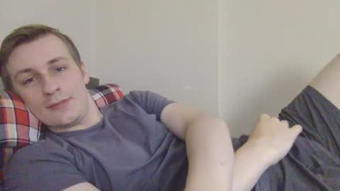 Snapshot of 3andy3 chatting on 10.04.25 Andy online show from 10.04.25