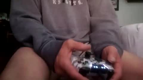 Snapshot of 3this88guy chatting on 01.01.25 Thisguy online show from 01.01.25