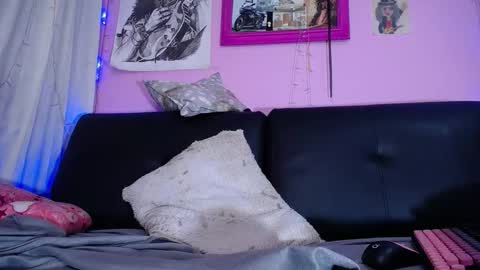 Snapshot of 420your chatting on 09.15.25 Taleja FanslyTalejawc online show from 09.15.25