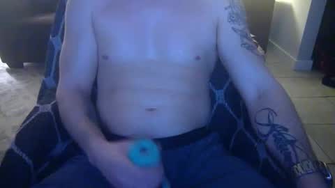 Snapshot of 42o_blah chatting on 12.02.24 42o_blah online show from 12.02.24