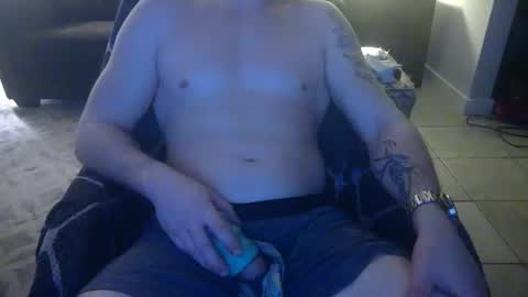 Snapshot of 42o_blah chatting on 12.06.24 42o_blah online show from 12.06.24