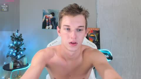 Snapshot of 4ever_dude chatting on 12.25.24 Andrew online show from 12.25.24