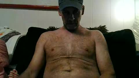 Snapshot of 4nuf chatting on 04.25.26 4nuf online show from 04.25.26