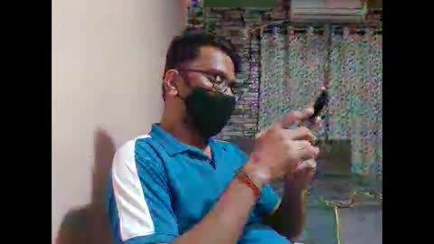 Snapshot of 4sandy chatting on 11.14.25 4sandy online show from 11.14.25