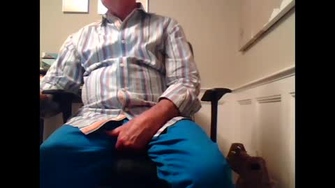 Snapshot of 4uguys chatting on 09.13.25 4uguys online show from 09.13.25